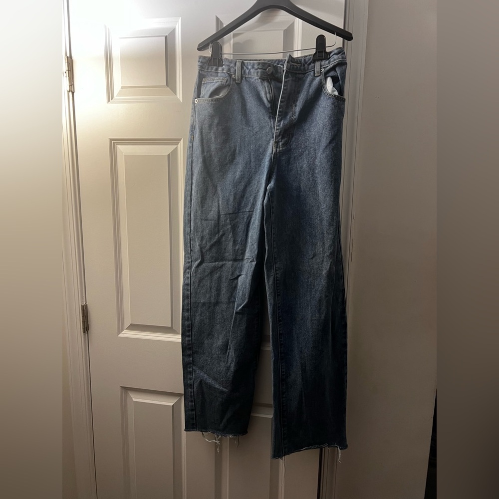 Pretty Little Thing Tall Ripped Baggy Bottom Jeans